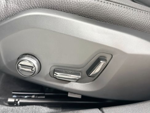 New 2026 Volvo V60 B5 Cross Country Plus w/ Protection Package Premier AWD/4WD image 17