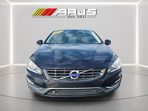 Used 2015 Volvo S60 T5 Premier w/ Convenience Package image 8