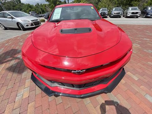 Used 2020 Chevrolet Camaro SS RWD image 23