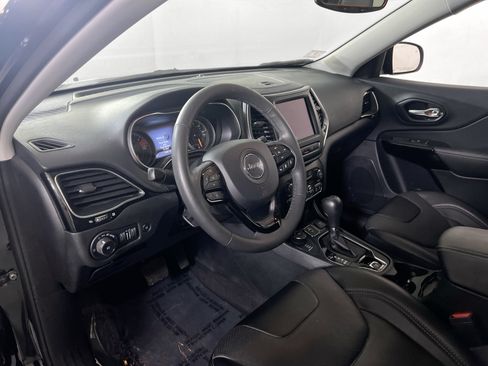 Used 2023 Jeep Cherokee Altitude Lux w/ Lux Elite Package AWD/4WD image 9