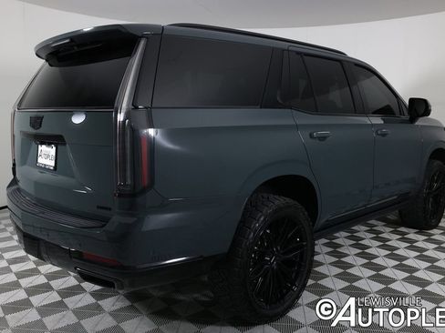 Used 2025 Cadillac Escalade Sport w/ Touring Package AWD/4WD image 5