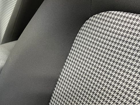 Used 2018 Hyundai Kona SEL FWD image 16