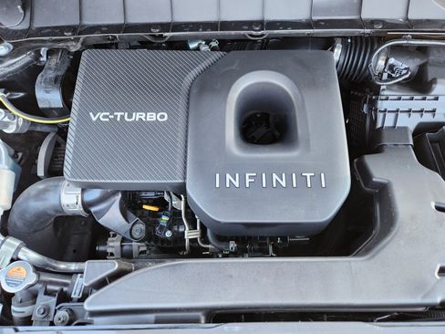 Certified 2025 INFINITI QX60 Luxe AWD/4WD image 9