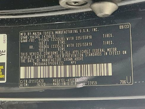Used 2023 Toyota Corolla Cross XLE w/ Convenience Package FWD image 13
