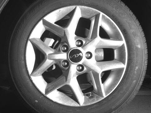 Used 2025 Kia Soul LX w/ LX Technology Package FWD image 12