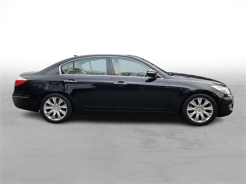 Used 2009 Hyundai Genesis 3.8 w/ Technology Pkg 4 image 7
