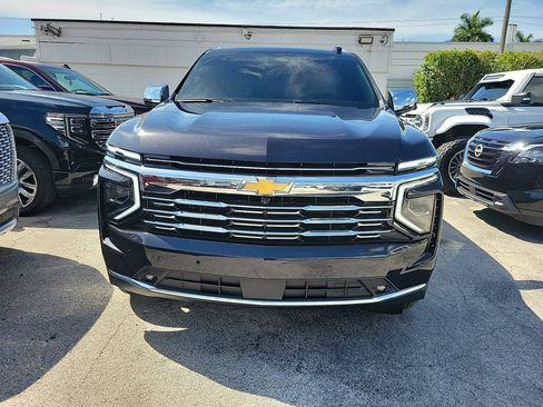 Used 2025 Chevrolet Suburban Premier w/ Sun And Tow Package RWD image 2