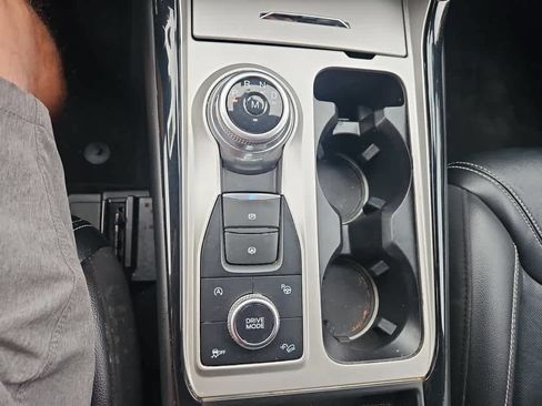 Used 2021 Ford Explorer ST w/ Equipment Group 401A AWD/4WD image 19