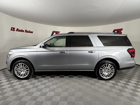 Used 2024 Ford Expedition Max Limited image 3