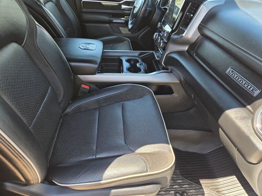Used 2024 RAM 1500 Laramie AWD/4WD image 14