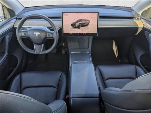 Used 2023 Tesla Model Y Long Range AWD/4WD image 14
