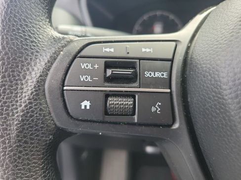 Certified 2024 Honda HR-V LX image 32