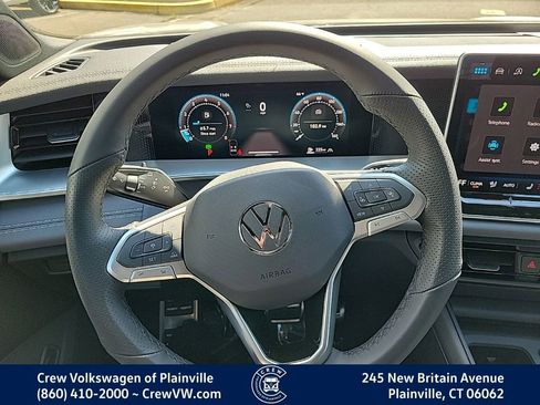 New 2026 Volkswagen Tiguan SE R-Line AWD/4WD image 5