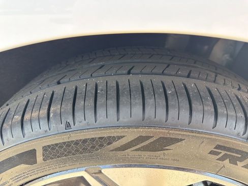 Used 2023 Hyundai Elantra SEL w/ Convenience Package image 32