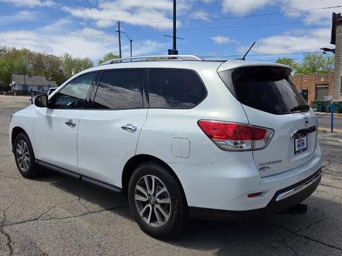 Used 2014 Nissan Pathfinder SV AWD/4WD image 7