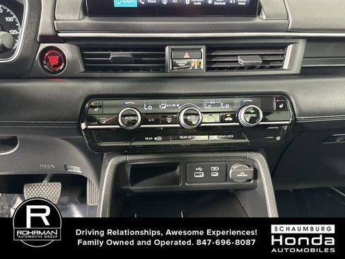 Certified 2025 Honda Pilot Touring image 10