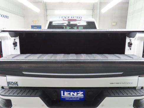 Used 2020 GMC Sierra 1500 Denali w/ Driver Alert Package II AWD/4WD image 37