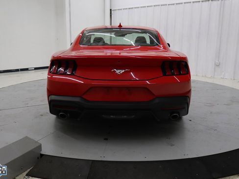 Certified 2024 Ford Mustang Coupe image 6