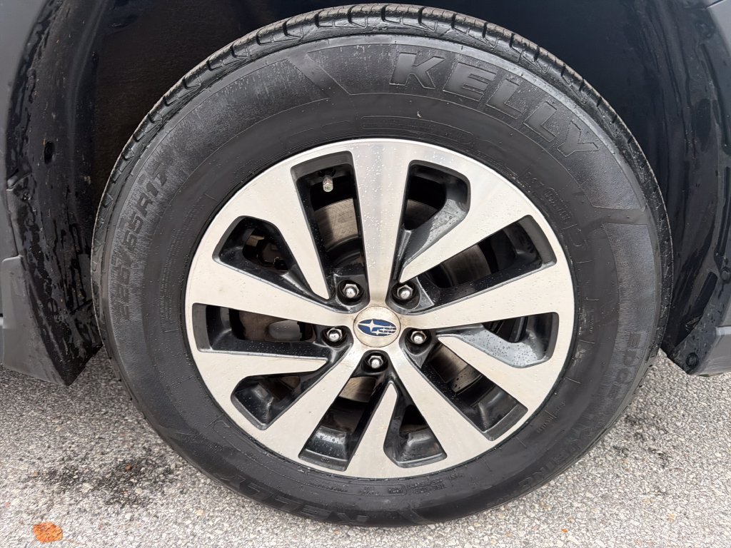 Used 2024 Subaru Outback Premium AWD/4WD image 19