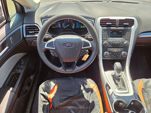 Used 2015 Ford Fusion S FWD image 8
