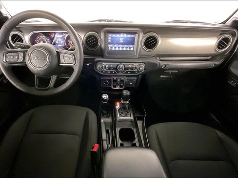 Used 2023 Jeep Gladiator Sport AWD/4WD image 18