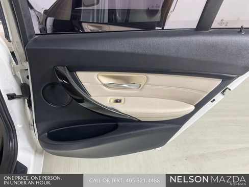 Used 2017 BMW 320i Sedan RWD image 23
