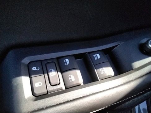 New 2025 Jeep Grand Cherokee Altitude w/ Trailer Tow Package image 32