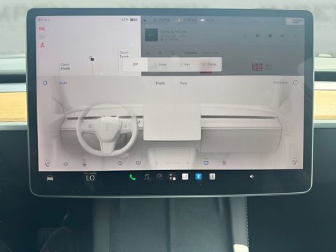 Used 2023 Tesla Model Y Long Range AWD/4WD image 10