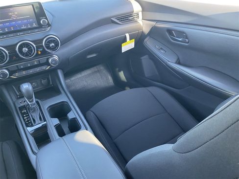 New 2025 Nissan Sentra S image 17