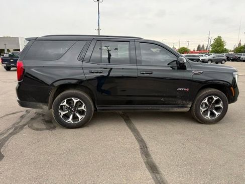 Used 2026 GMC Yukon AT4 w/ AT4 Premium Package AWD/4WD image 11