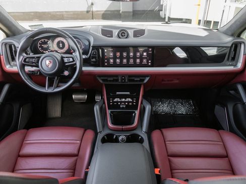 Certified 2024 Porsche Cayenne Turbo GT image 12