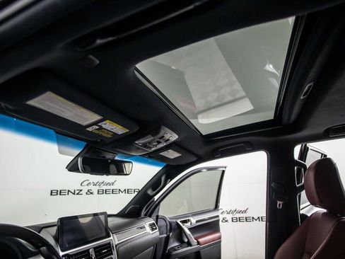 Used 2022 Lexus GX 460 Premium image 24