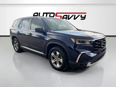 Used 2025 Honda Pilot EX-L image 1