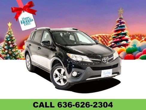 Used 2015 Toyota RAV4 XLE image 1