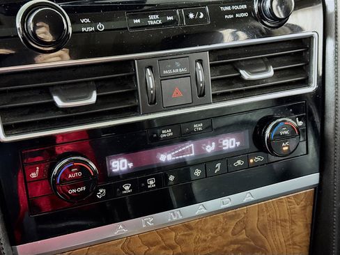 Used 2022 Nissan Armada SL image 19