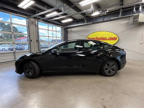 Used 2021 Tesla Model 3 Long Range AWD/4WD image 2
