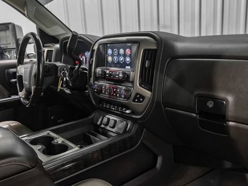 Used 2016 GMC Sierra 2500 Denali w/ Duramax Plus Package AWD/4WD image 12