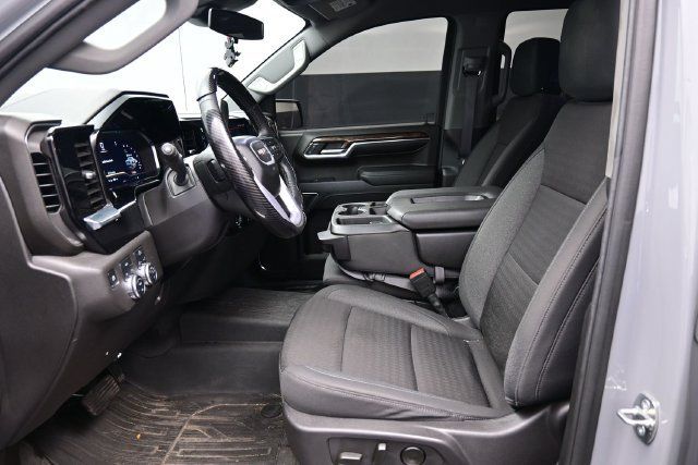 Used 2024 GMC Sierra 1500 Elevation AWD/4WD image 14