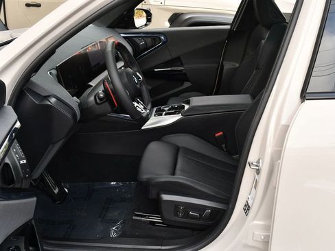 Used 2025 BMW X3 M50 w/ Premium Package image 48