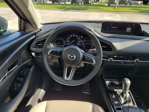 Used 2024 MAZDA CX-30 AWD 2.5 S w/ Preferred Package image 17