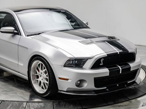 Used 2012 Ford Mustang Shelby GT500 w/ SVT Performance Pkg RWD image 32