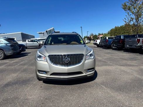 Used 2017 Buick Enclave Premium w/ Experience Buick Package AWD/4WD image 3