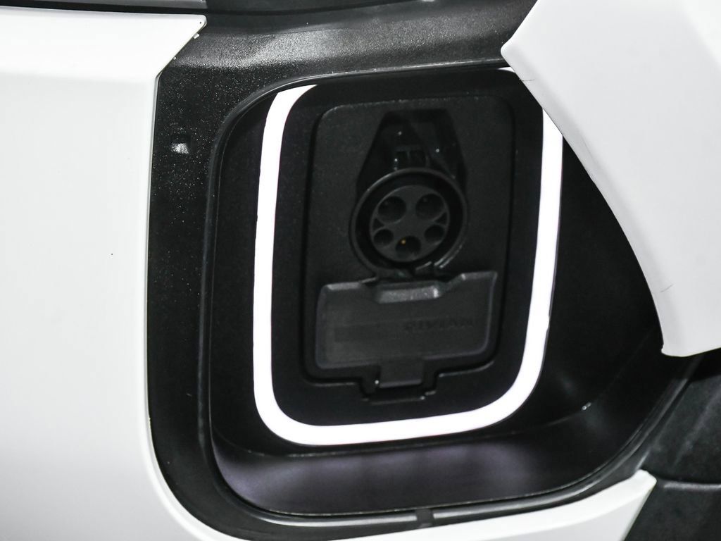 Used 2022 Rivian R1S Launch Edition Quad AWD/4WD image 85