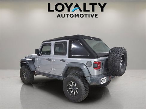 Used 2019 Jeep Wrangler Unlimited Sport S image 3