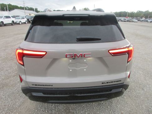 New 2026 GMC Terrain Elevation w/ Elevation Premium Package FWD image 5