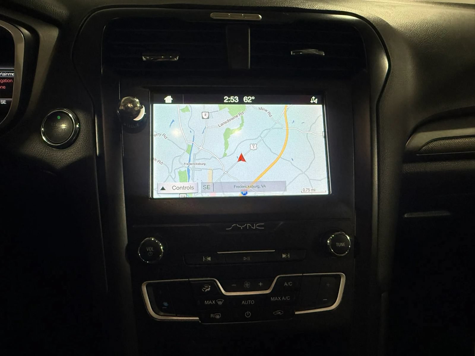 Used 2019 Ford Fusion SE w/ Equipment Group 151A FWD image 37