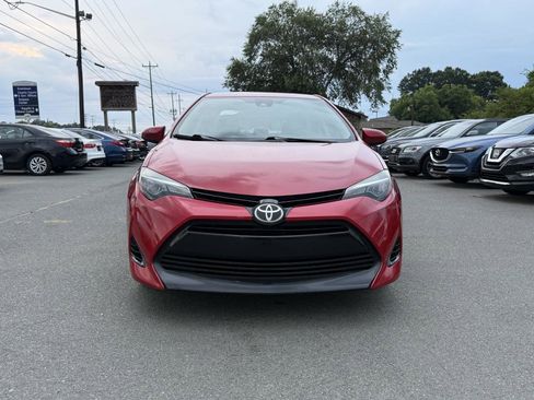 Used 2017 Toyota Corolla LE FWD image 2