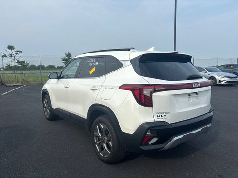 Used 2024 Kia Seltos S AWD/4WD image 5