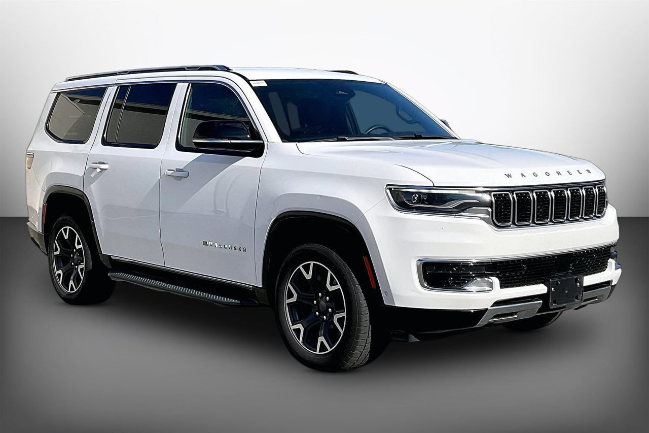 Used 2024 Jeep Wagoneer Series III AWD/4WD image 1