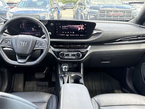 Certified 2024 Buick Envista Sport Touring w/ Convenience I Package FWD image 19